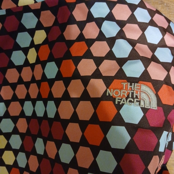 THE NORTH FACE Girls Jacket Hyvent Ski Snowboard Size XL Unique Colors - Picture 6 of 13